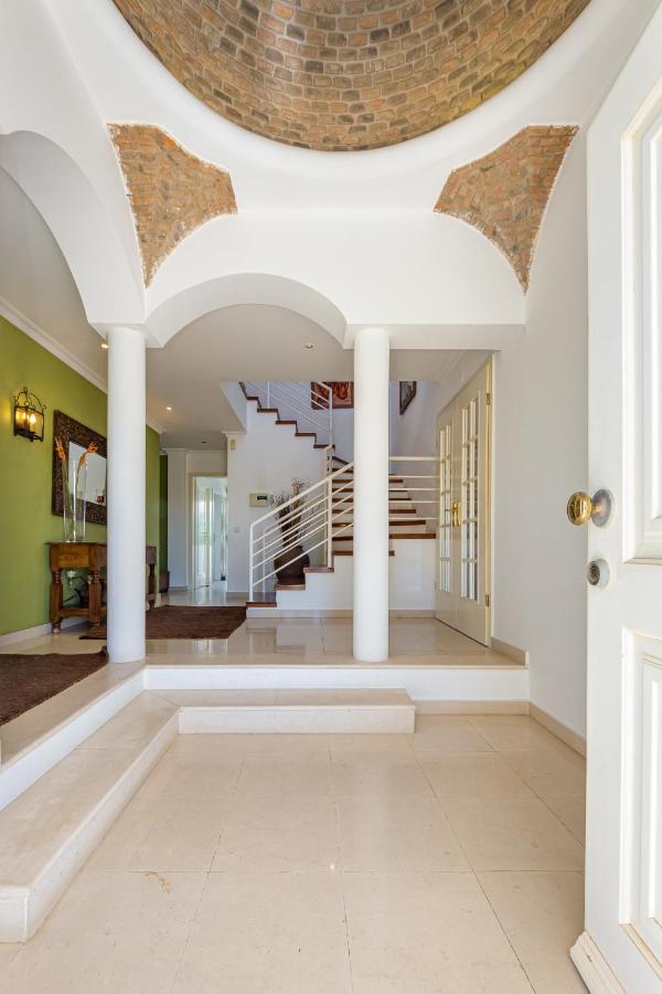 Villa Cecilia *